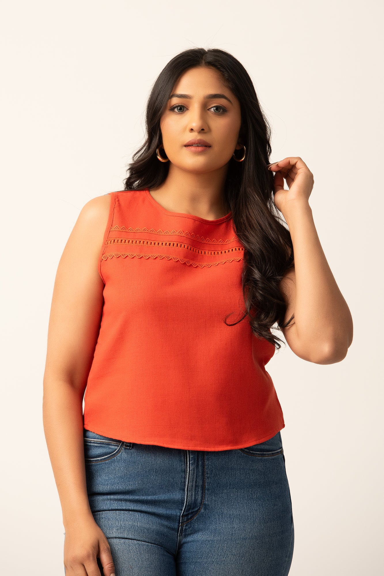 LINEN LACE TOP