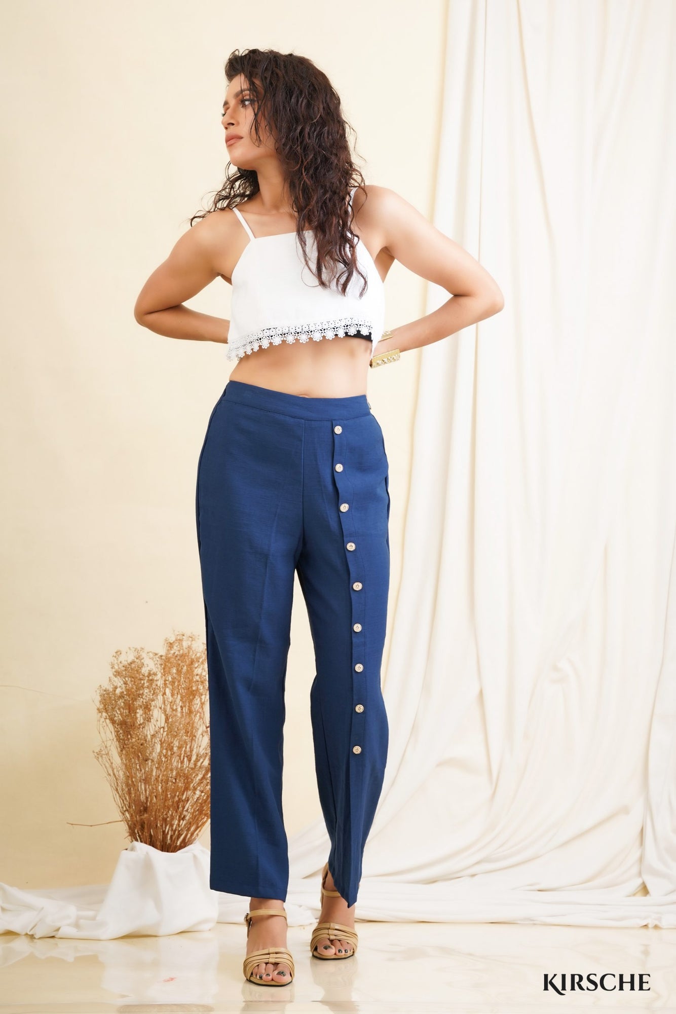BUTTON DETAILED PANT