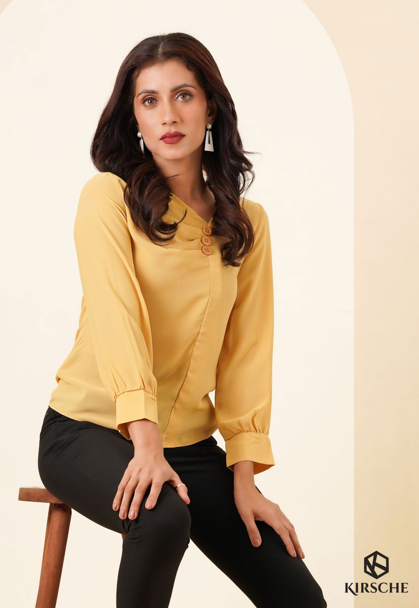 BUTTON PLEATED LS BLOUSE