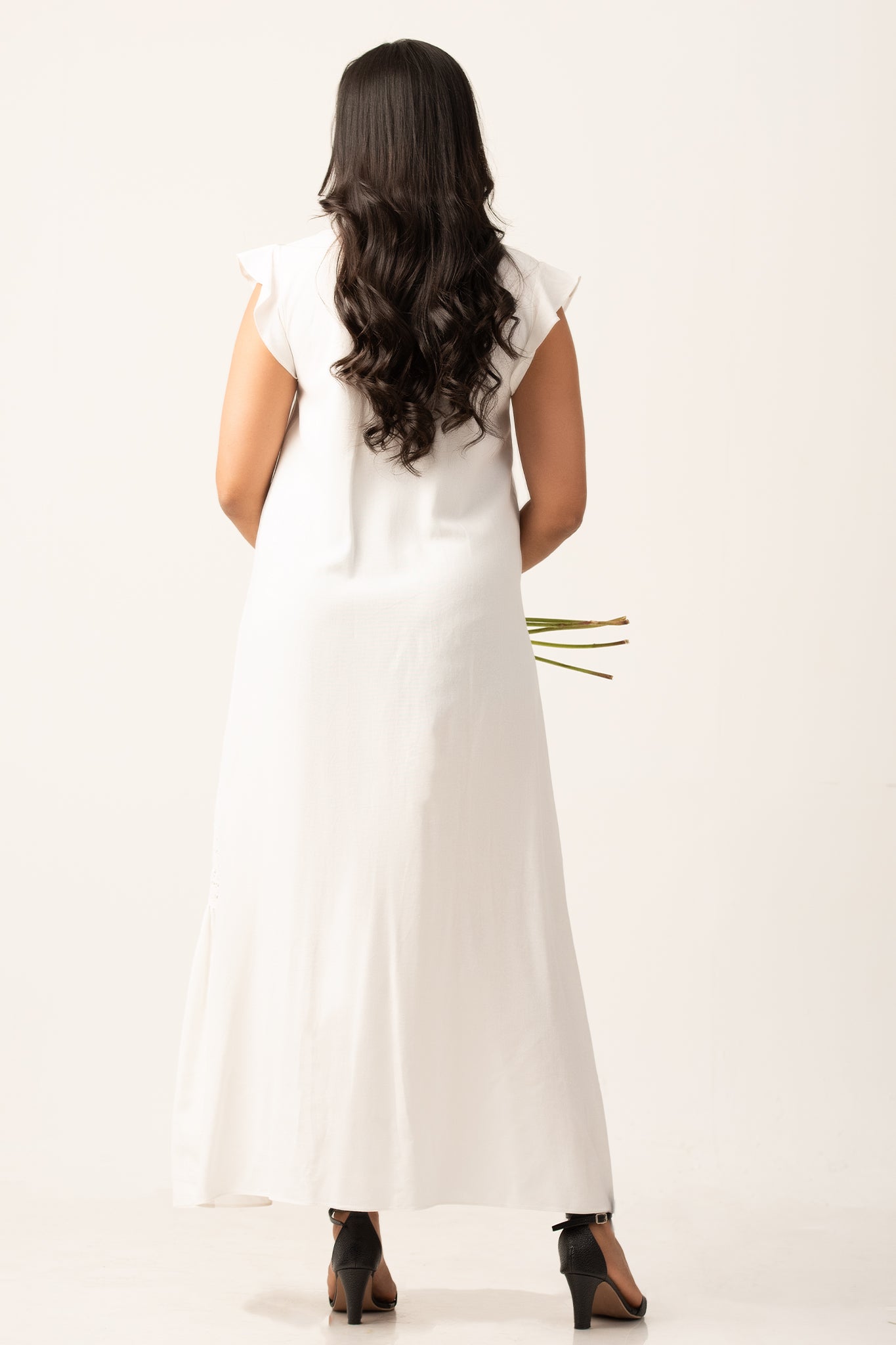 D088 | Frill Cap Sleeve Detailed Maxi