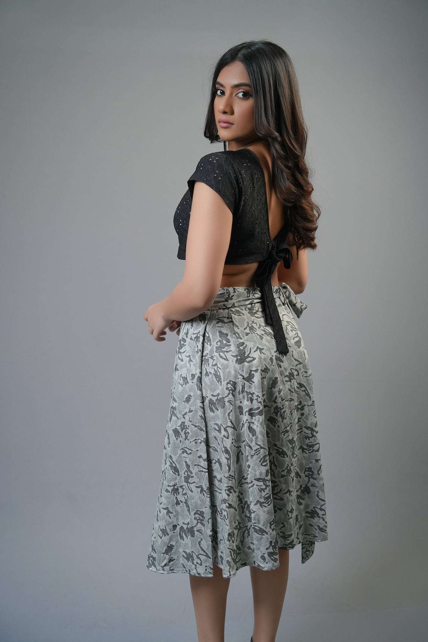 SK152 l Tie Rap Skirt