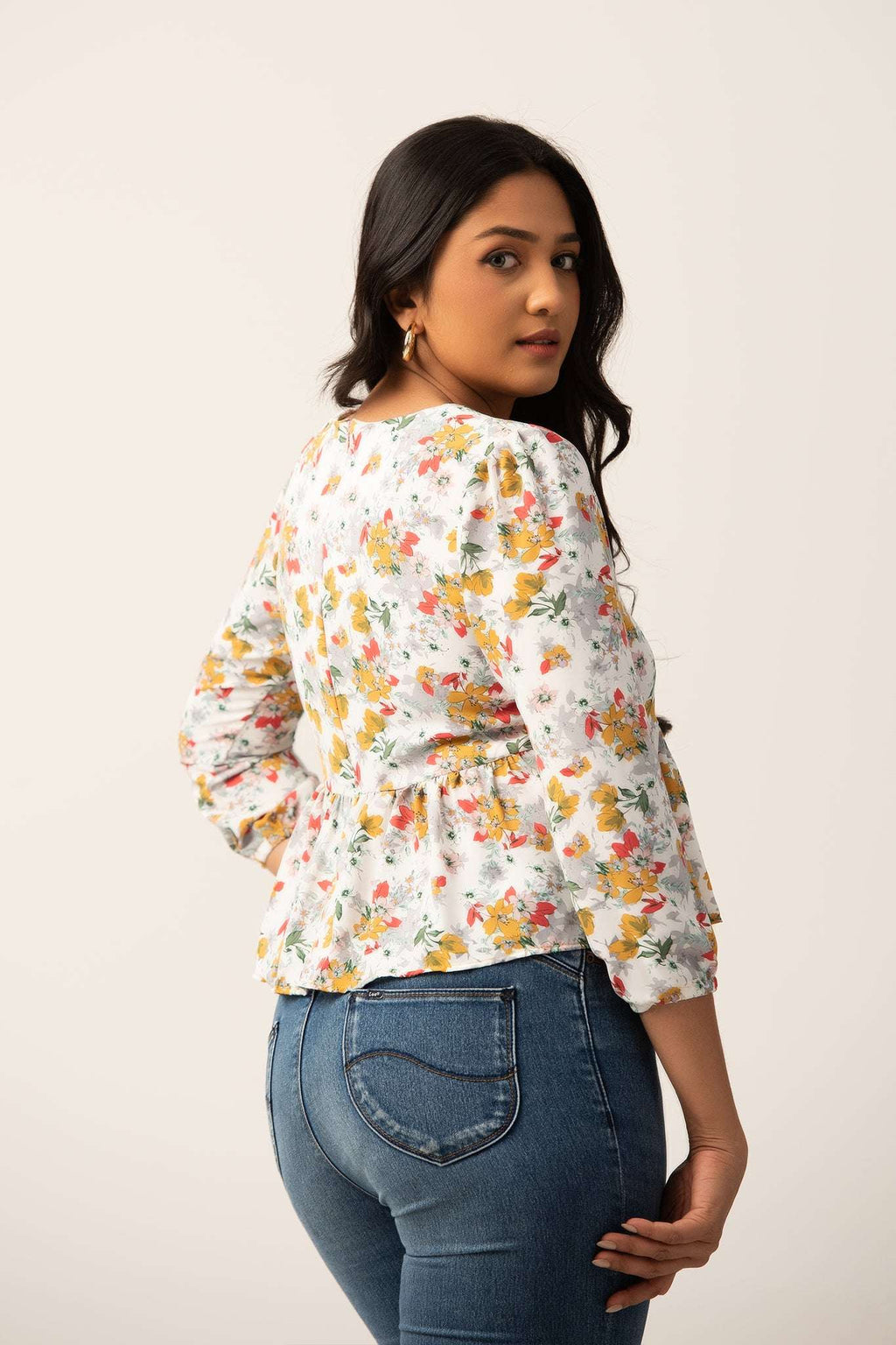 T124 l Long Puff Sleeve Top