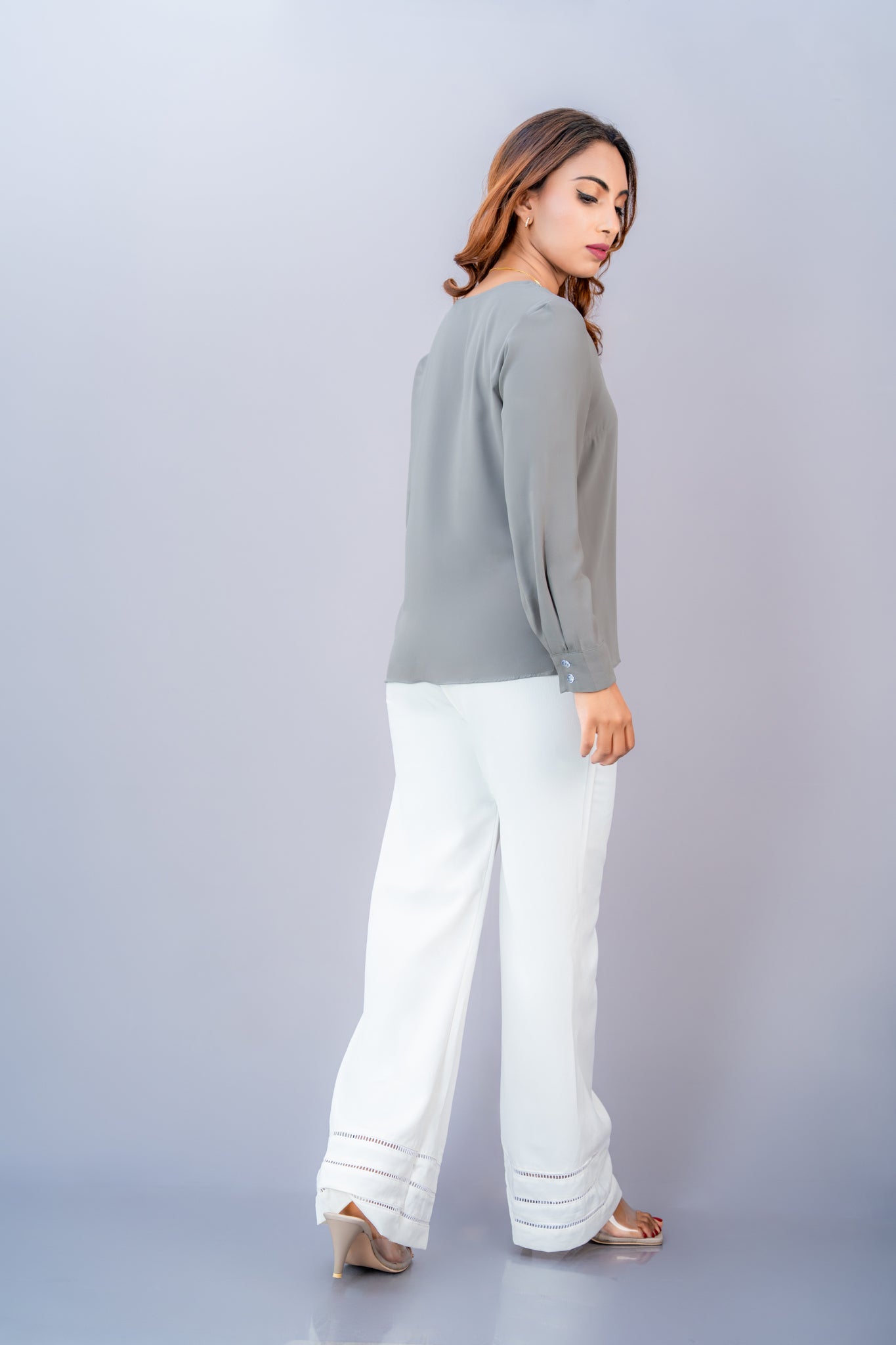 T198 | Arrow Top