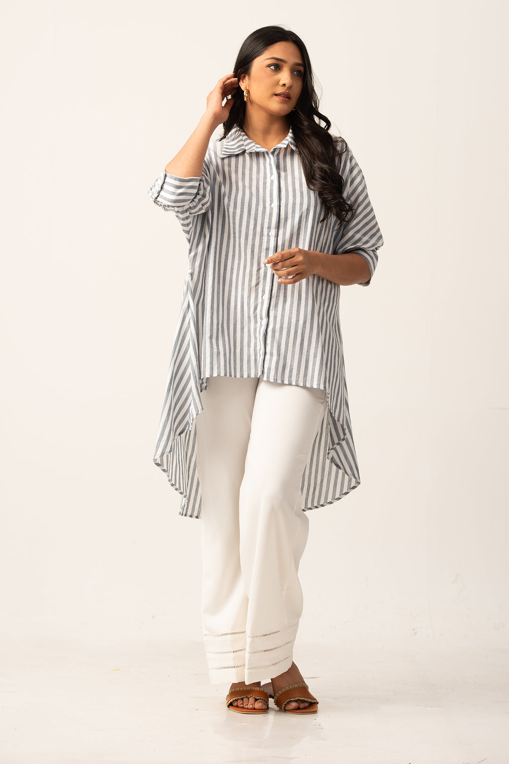 S100 | Oversized Striped Shirt