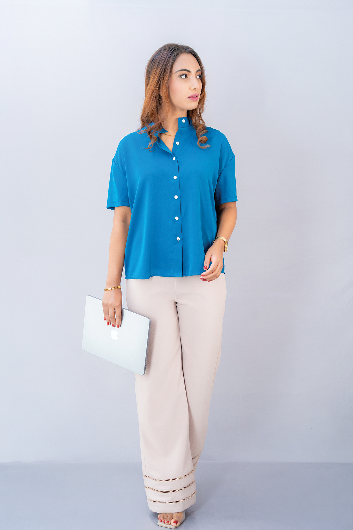 S102 | White Button Oversize Shirt