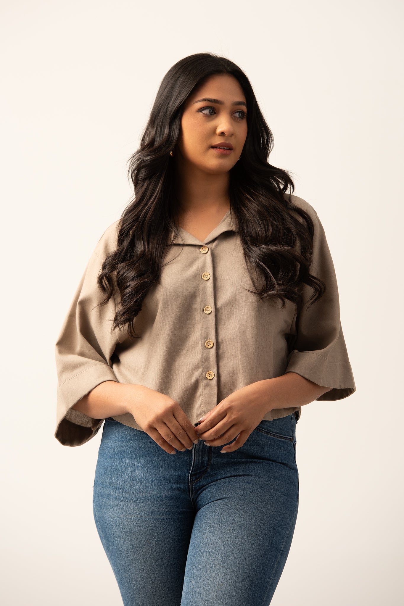 S141 | Cro Linen Crop Shirt