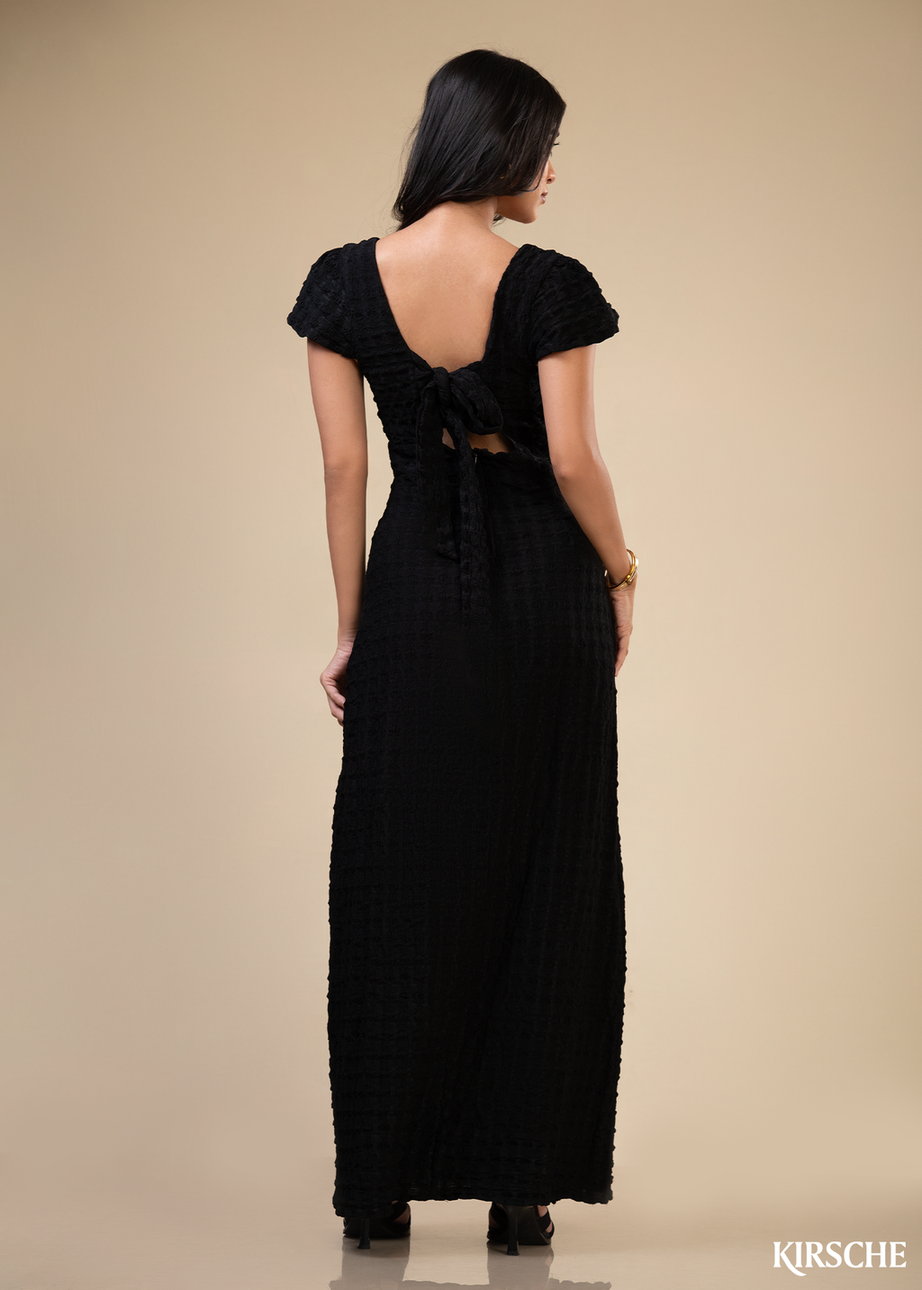 D259 | Amora Maxi Dress