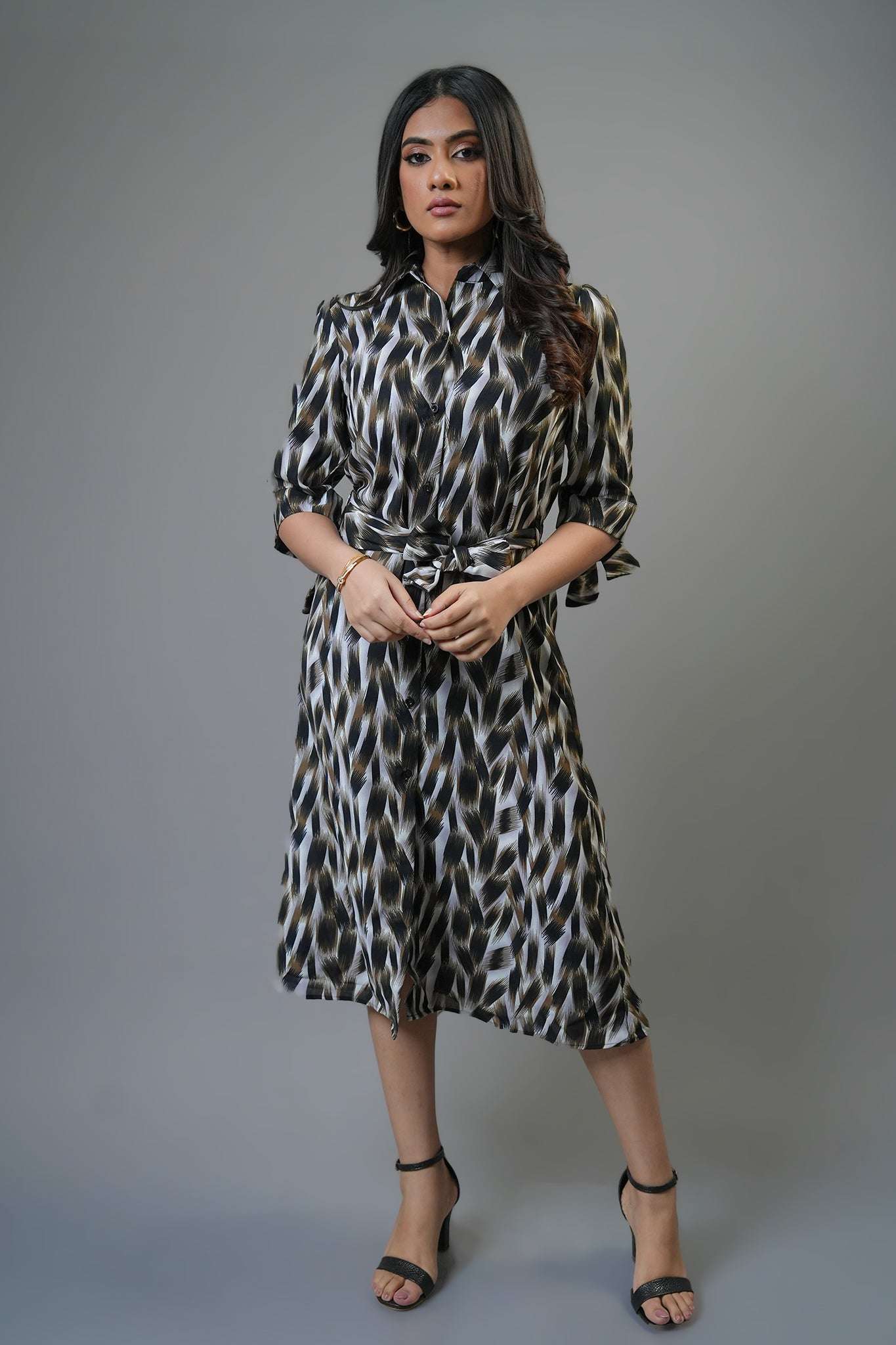 D174 l Breeza Midi Dress