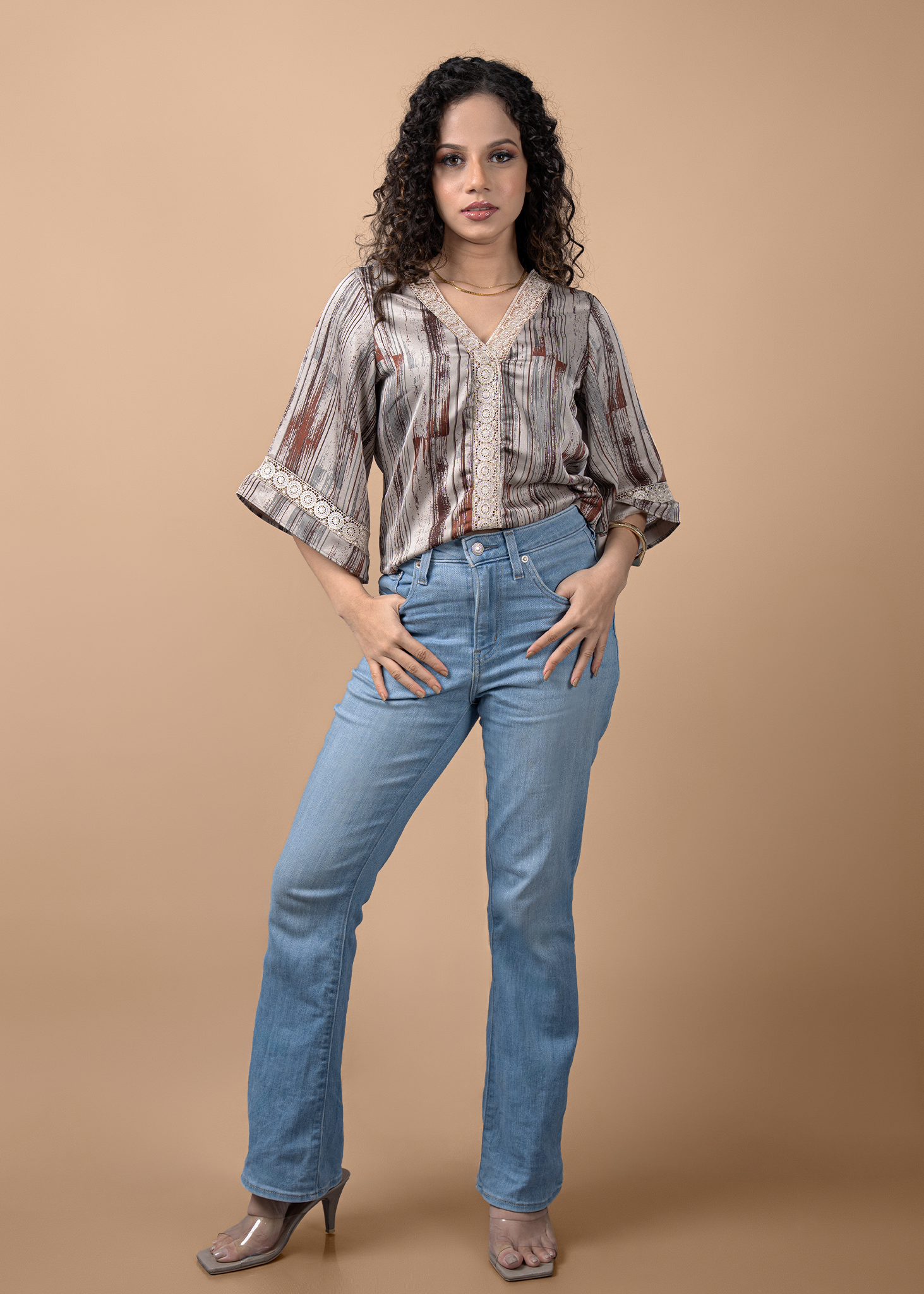 T287 |  Brows Top