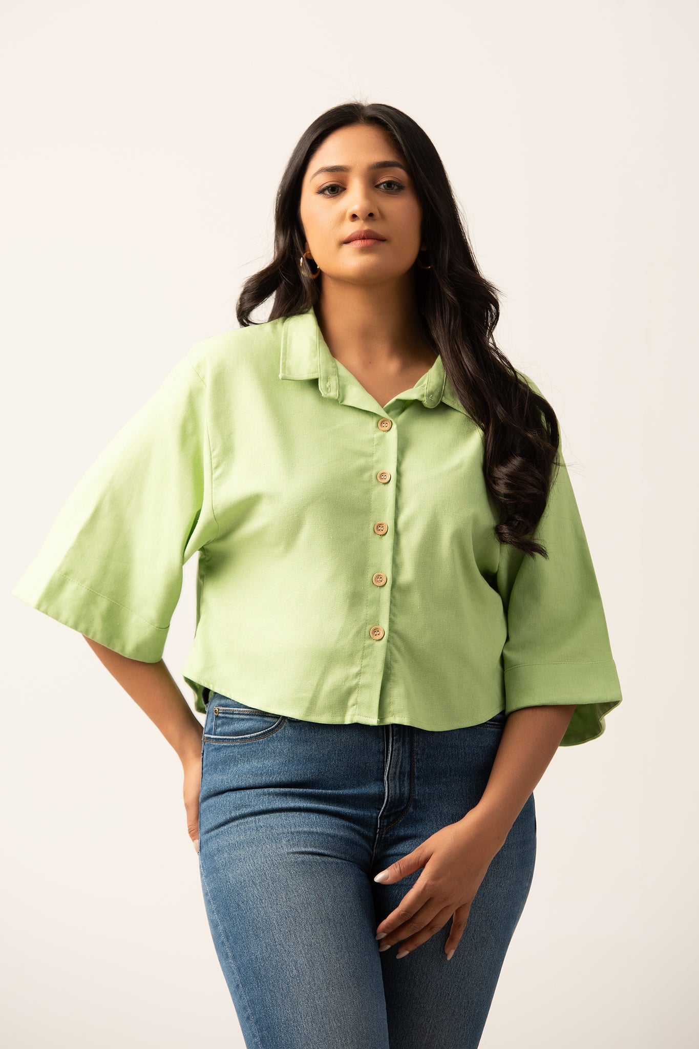S141 | Cro Linen Crop Shirt