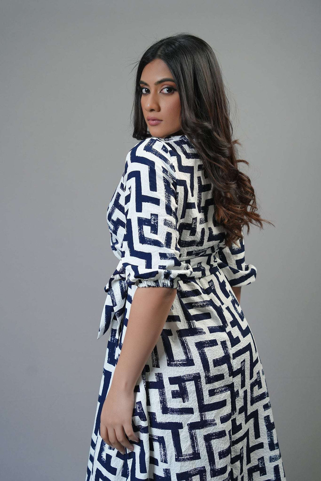 D177 l Lap Midi Dress