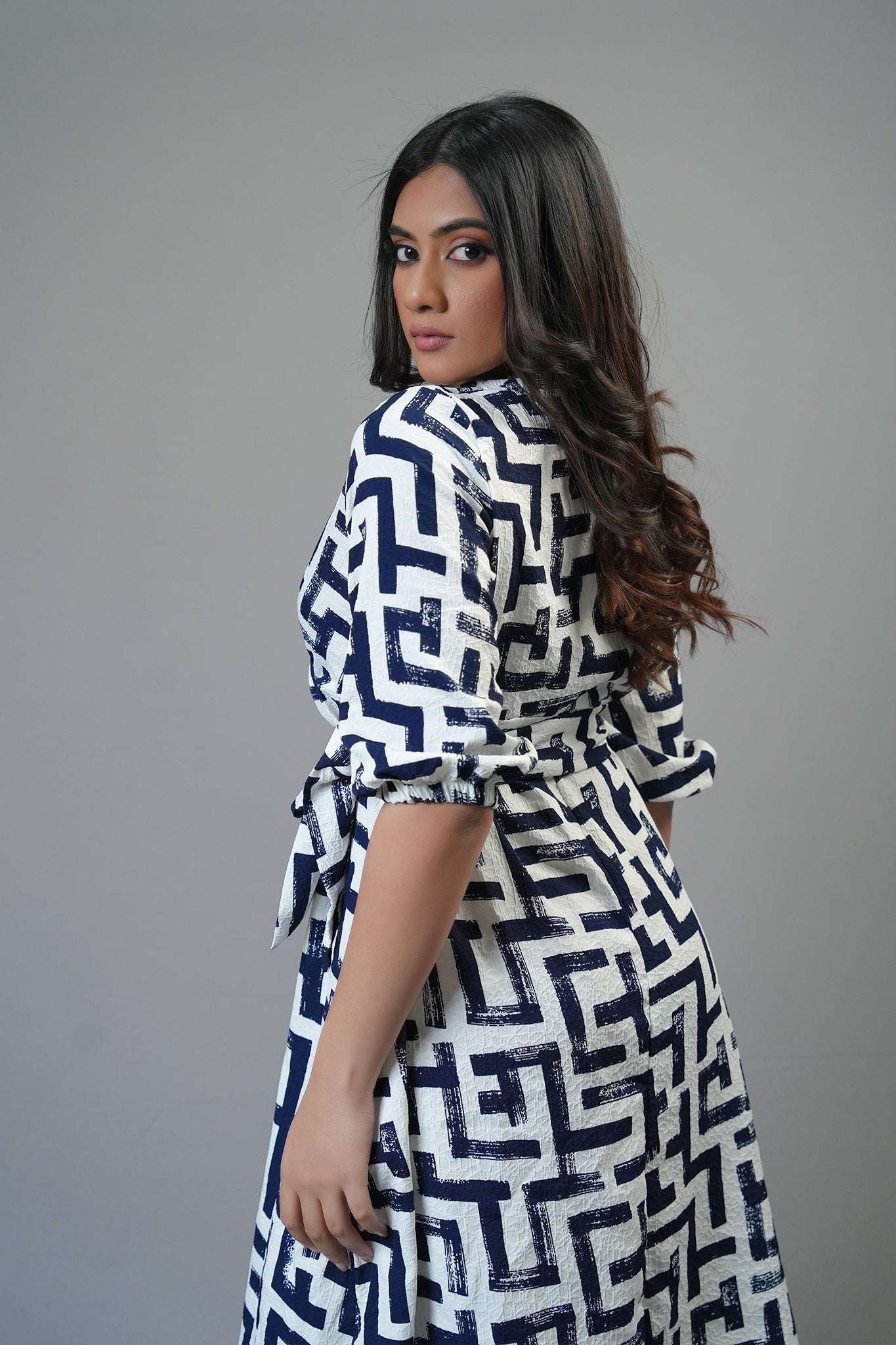 D177 l Lap Midi Dress