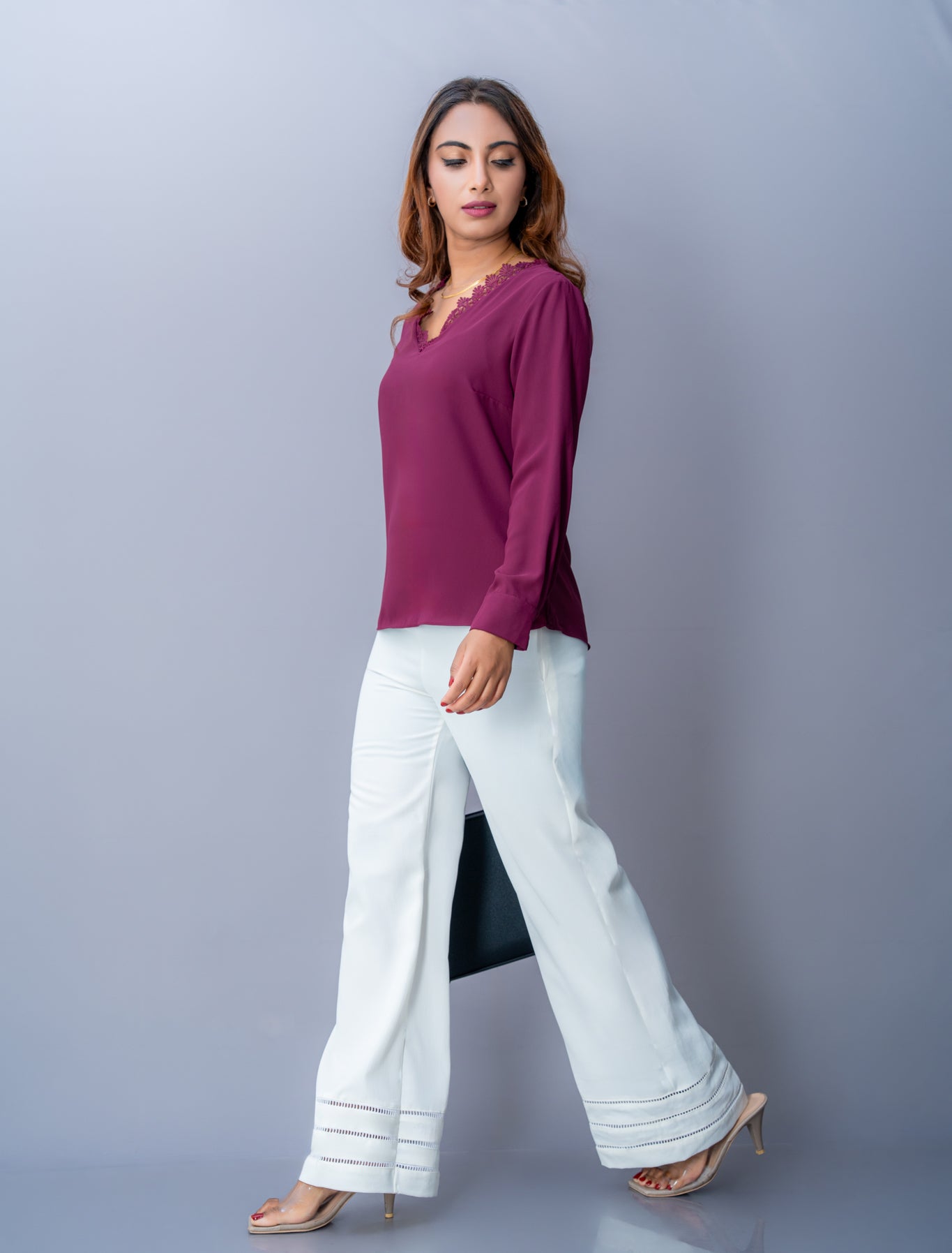 T198 | Arrow Top