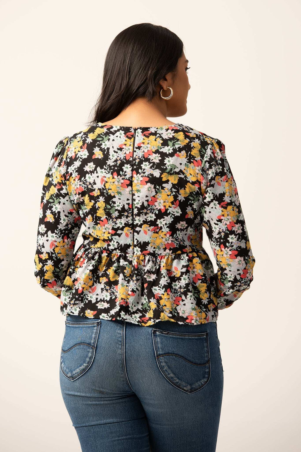 T124 l Long Puff Sleeve Top