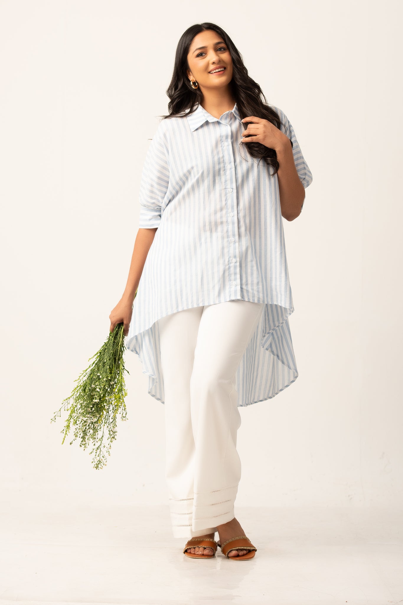 S100 | Oversized Striped Shirt