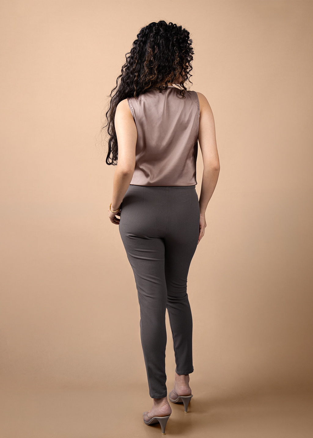 T263 | Flow Top