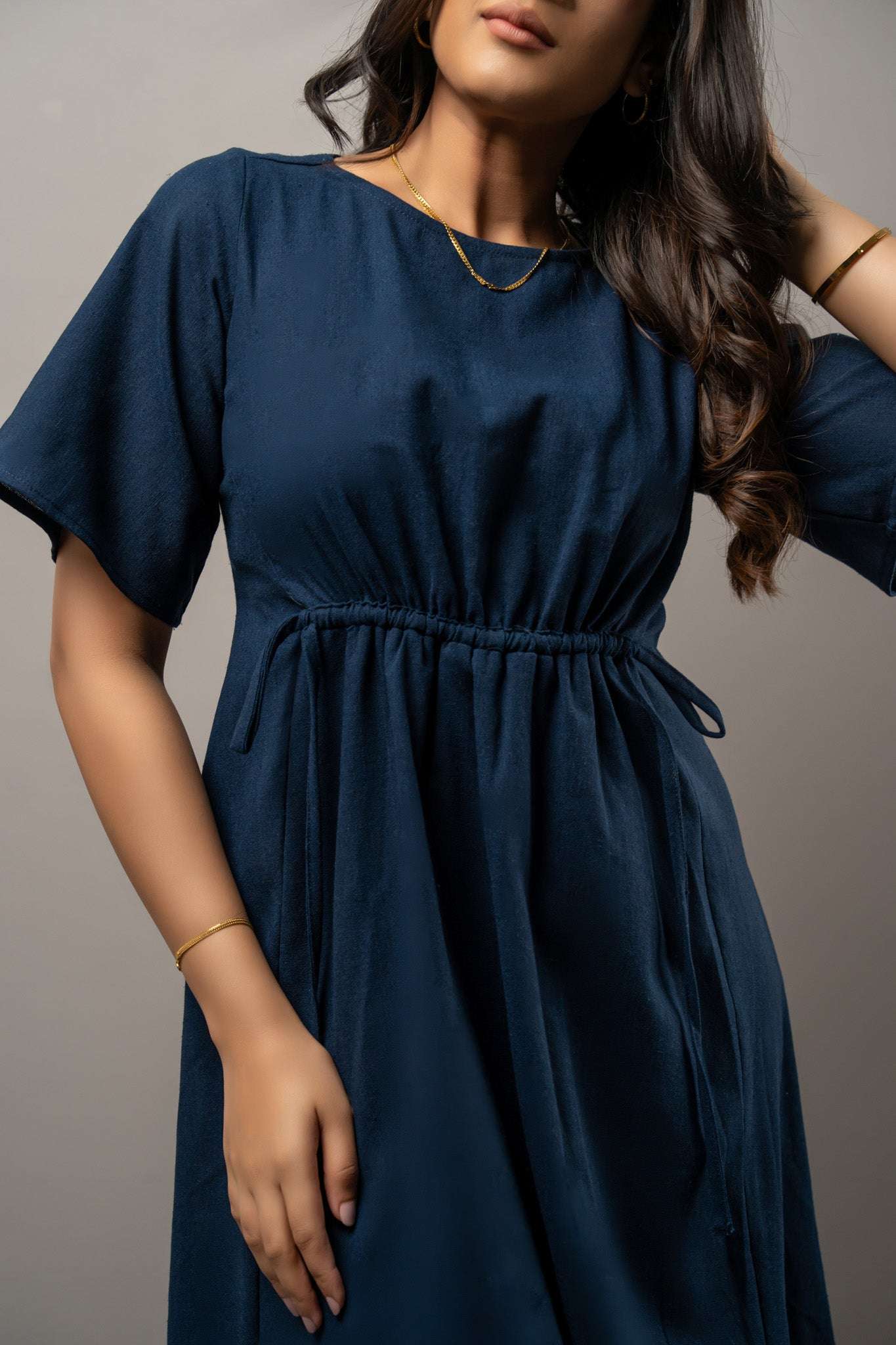 D205 l Tent Midi Dress