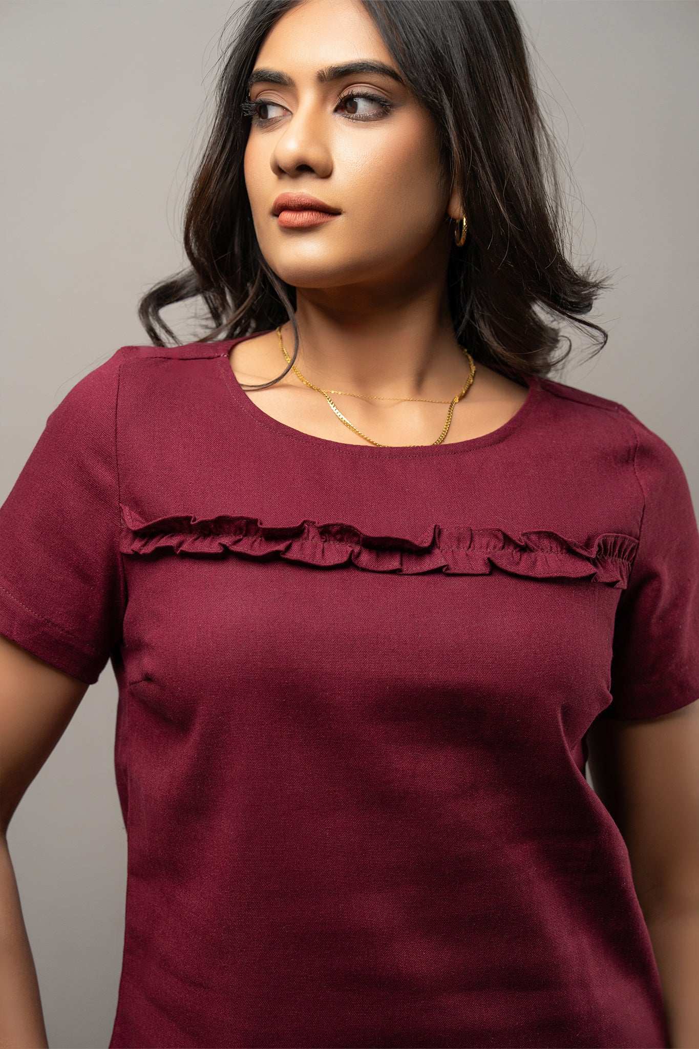 T196 l Frill Top