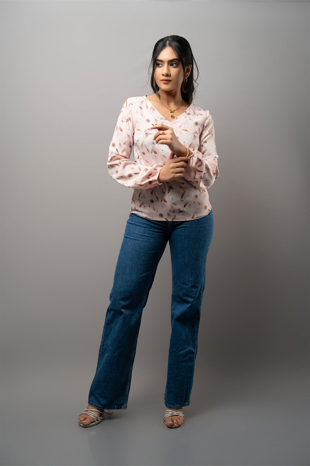 T212 | Tulip Top