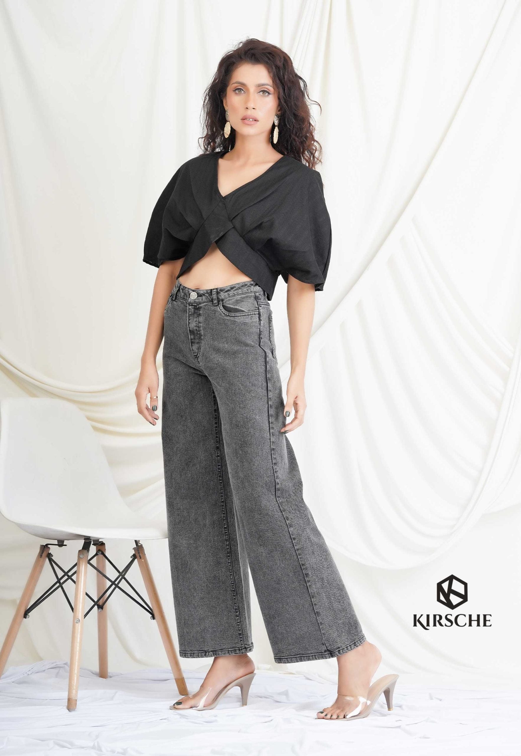 T043 | Butterfly Crop