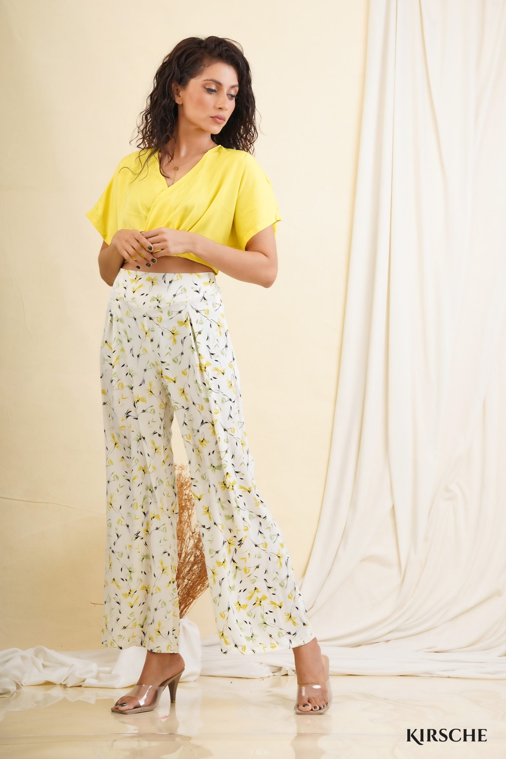 T047 | V Neck Crop Top & Pant Set