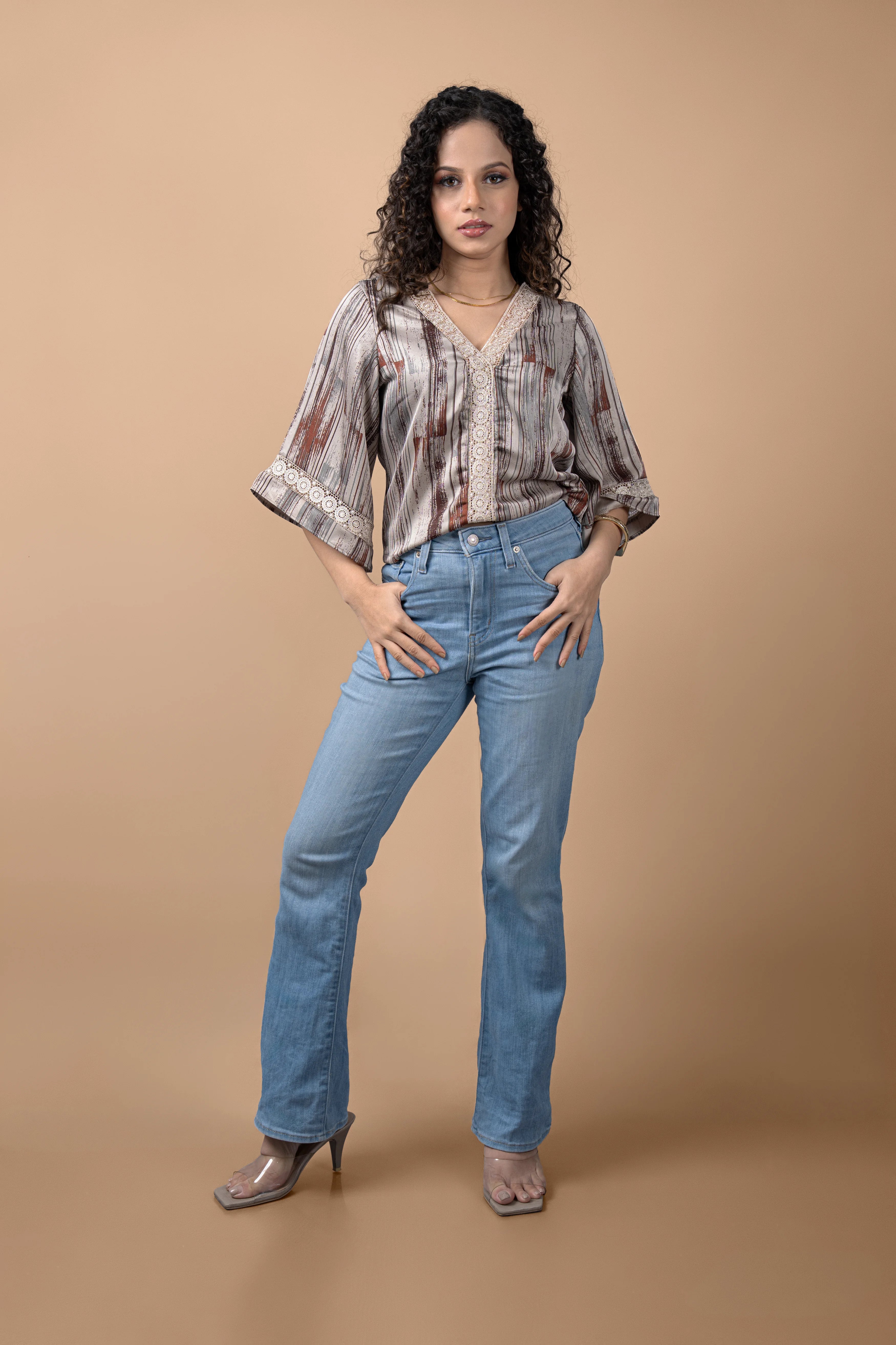 T287 |  Brows Top