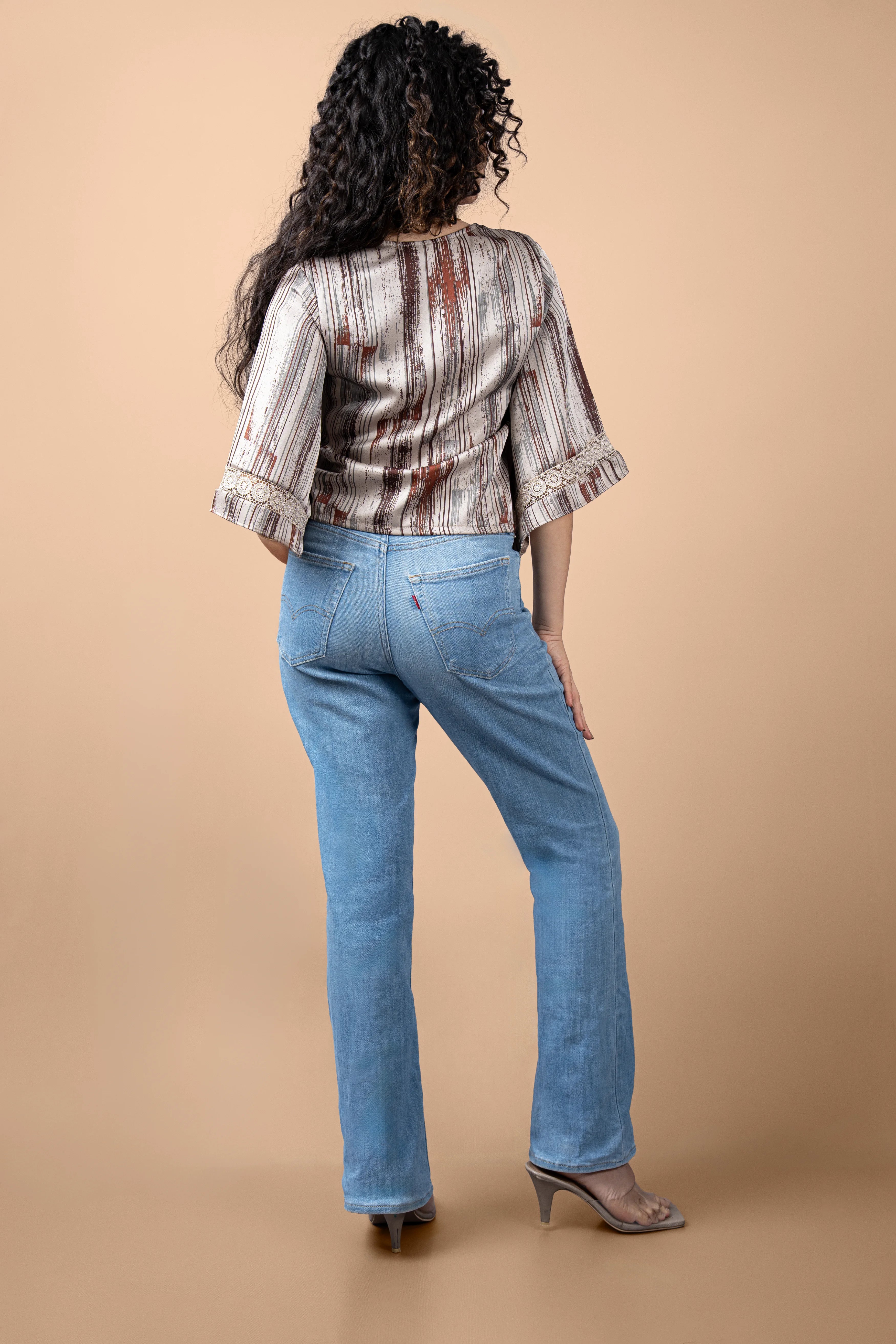 T287 |  Brows Top
