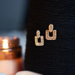 GOLD RHINESTONE EARRING - Image 2