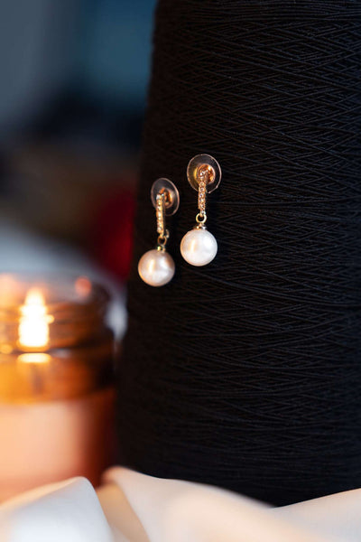 RHINESTONE STUD EARRING