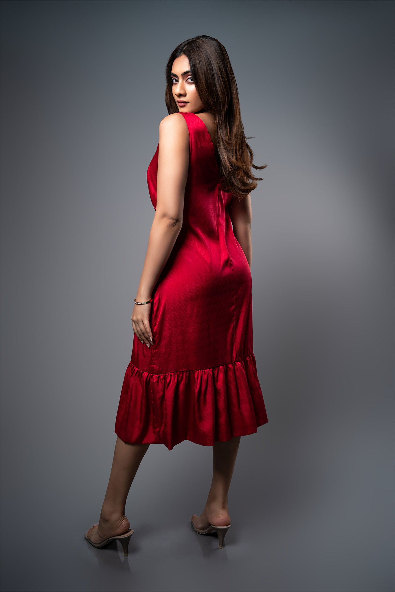 D068 | Plung Back Tie Dress