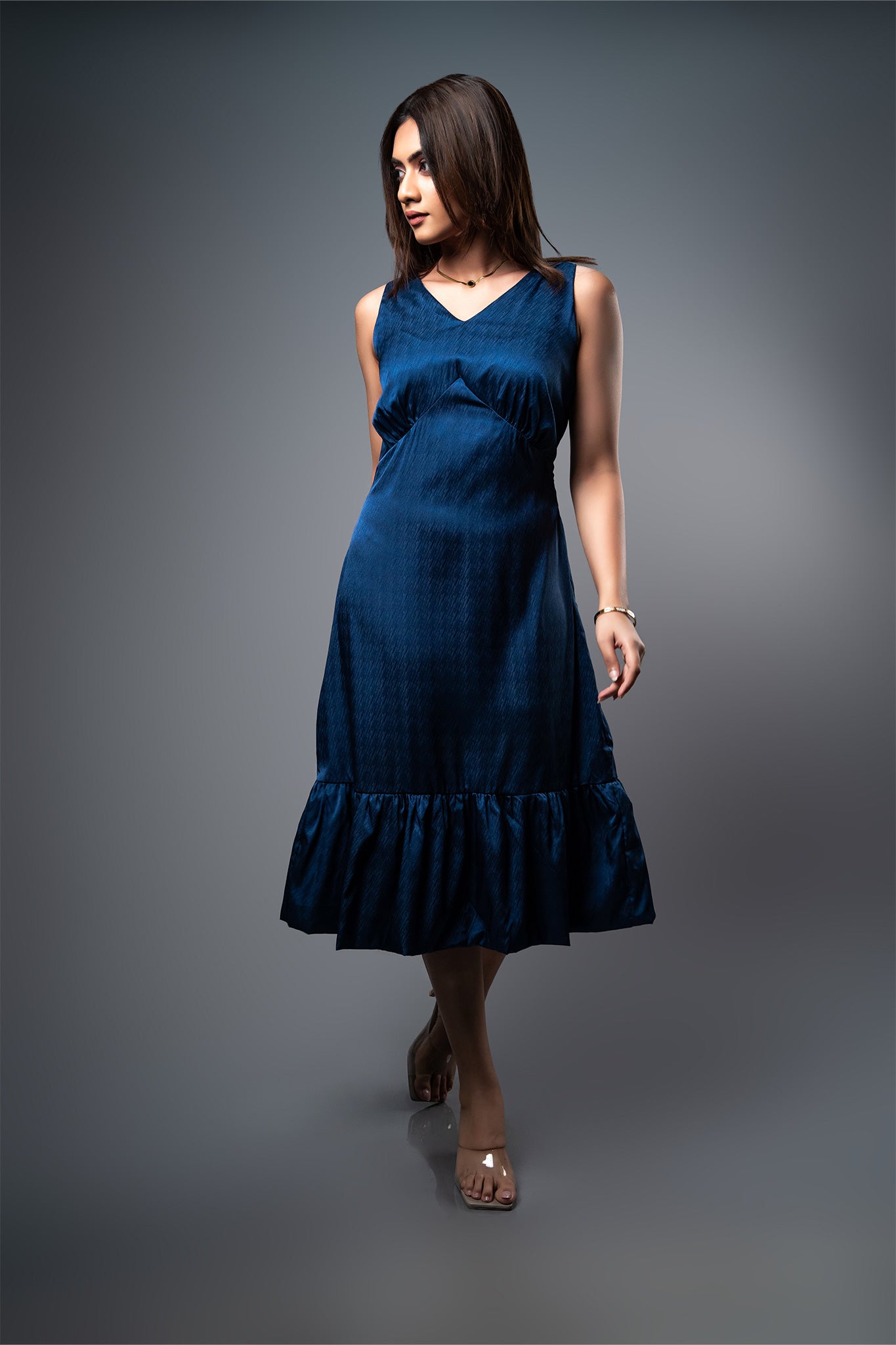 D068 | Plung Back Tie Dress