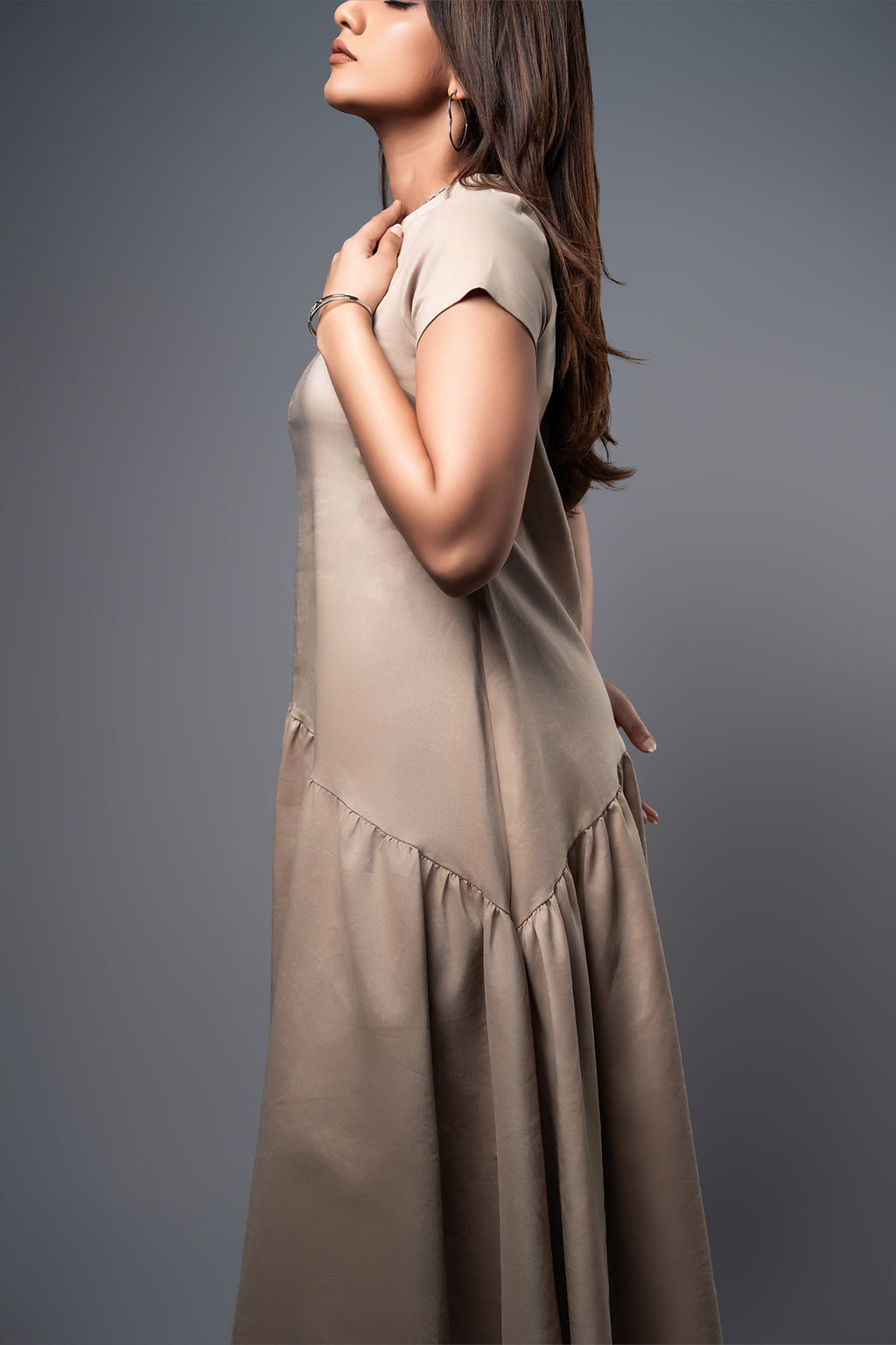 D054 | Tilted Waist Midi Dress