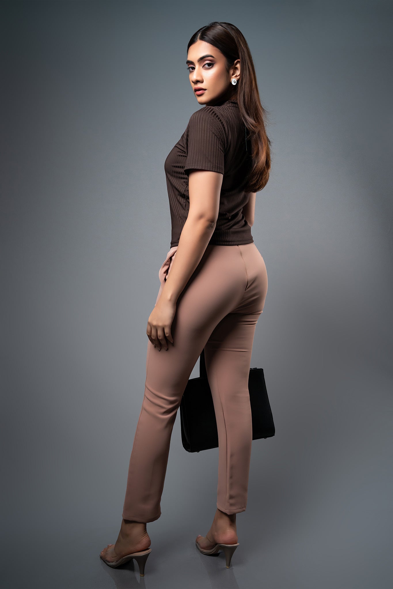 T121 | High Neck Crop T-Shirt