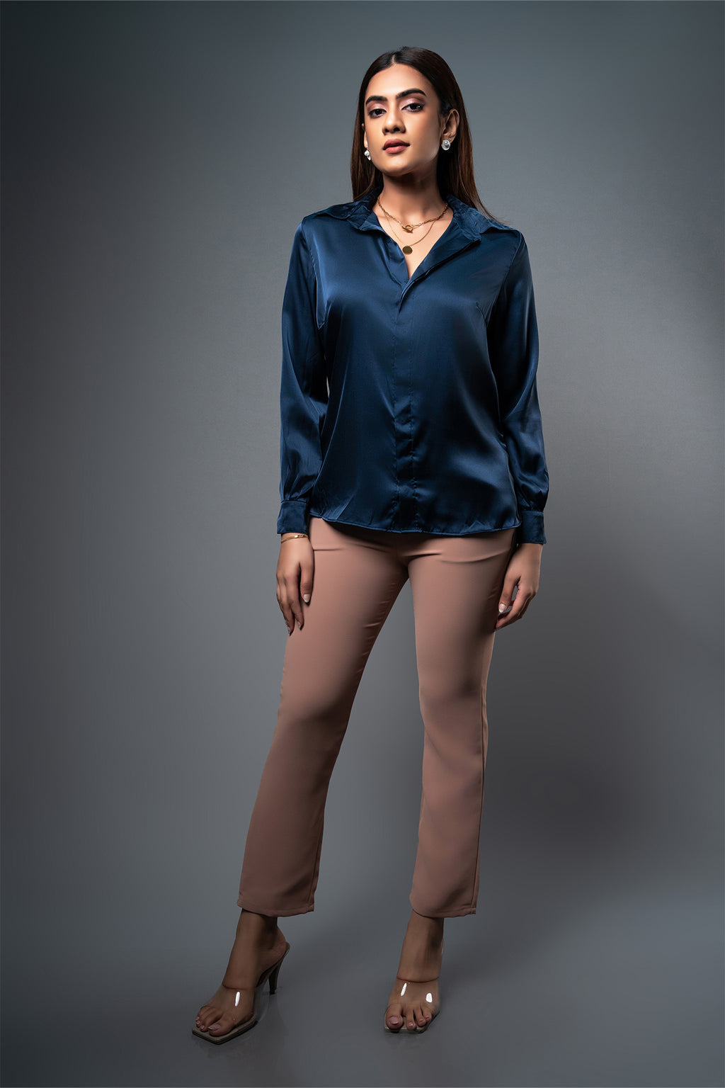 S119 | Sleek Fold Shirt