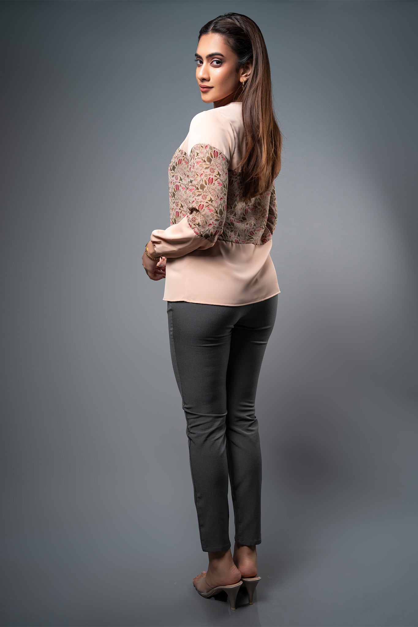 T096 | Floral Fusion Top