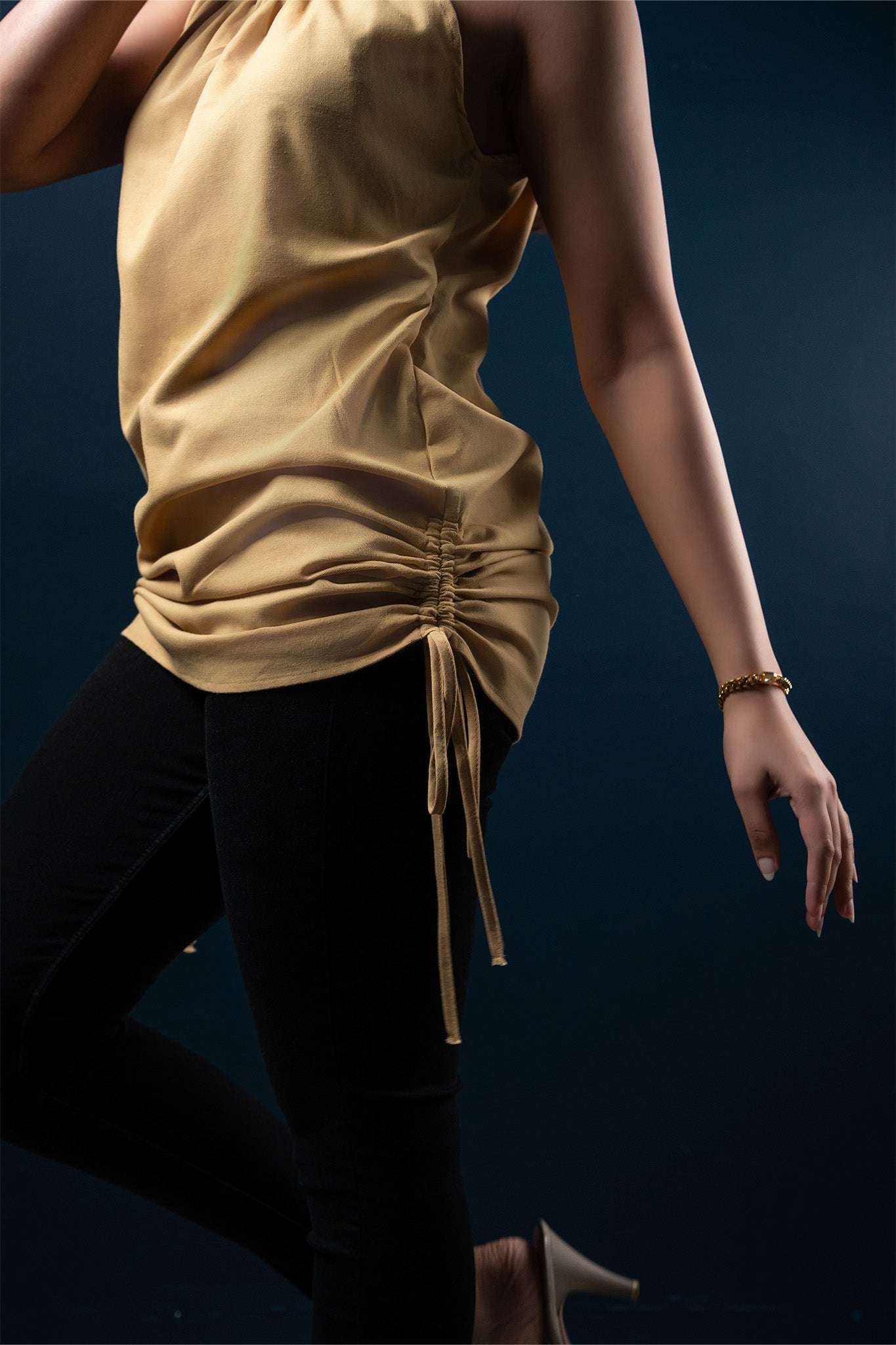 T094 | String Pull Up Tie Top