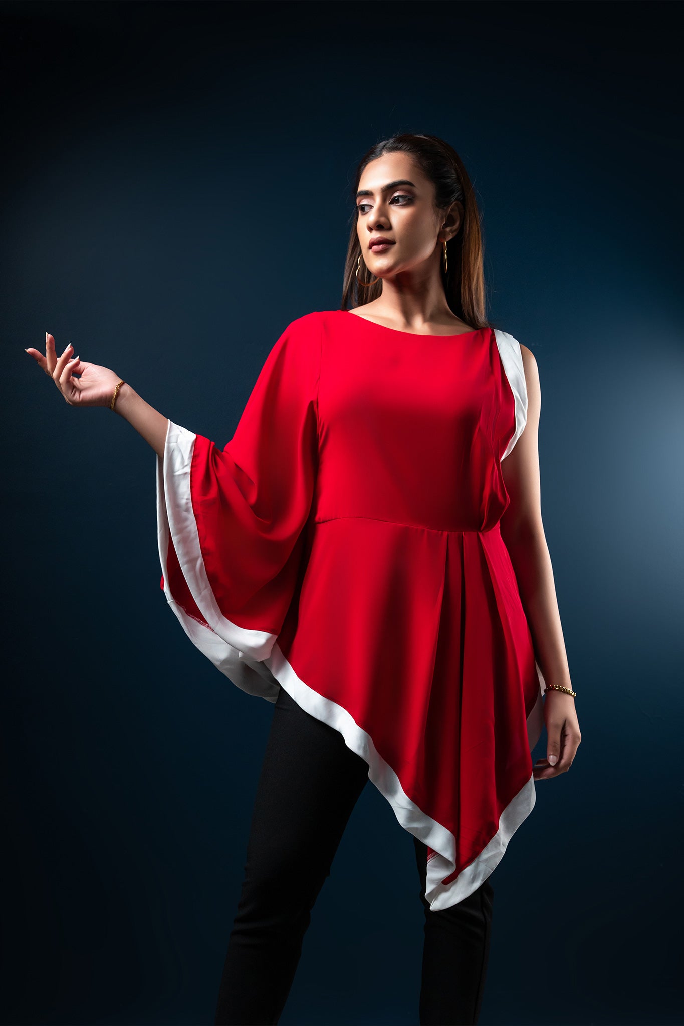 T077 | White Strap Detailed Top