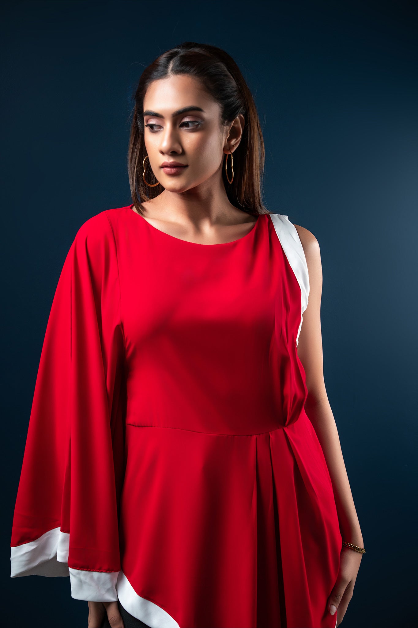 T077 | White Strap Detailed Top