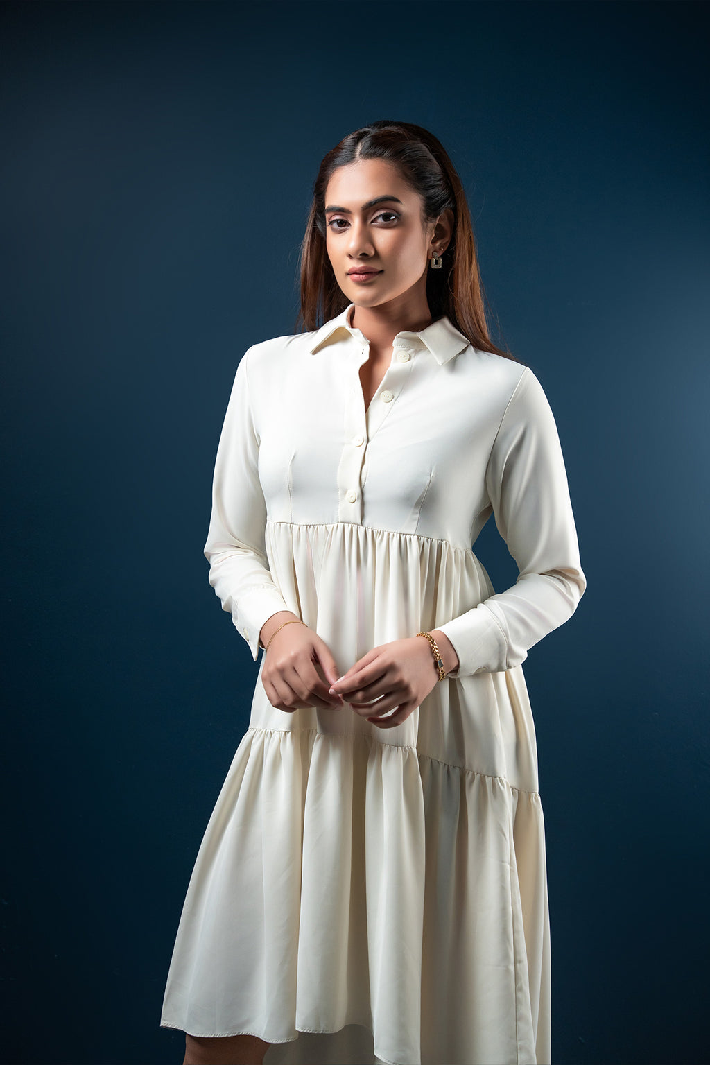 D115 | Back Tail Tiered Midi Dress