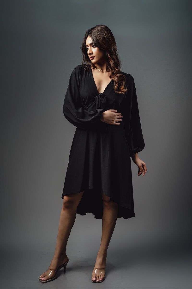 D083 l Regal Knot Dress