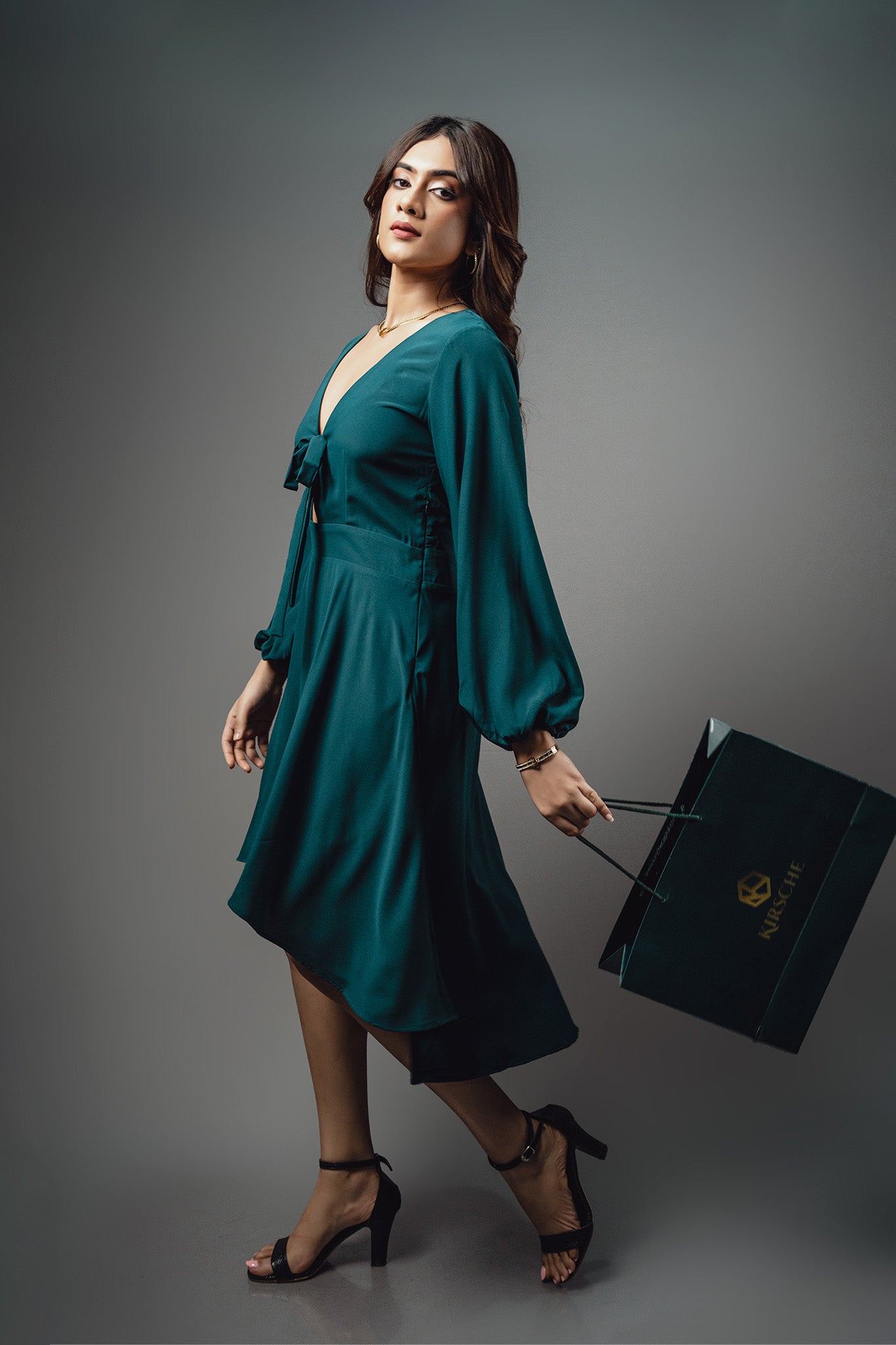 D083 | Regal Knot Dress