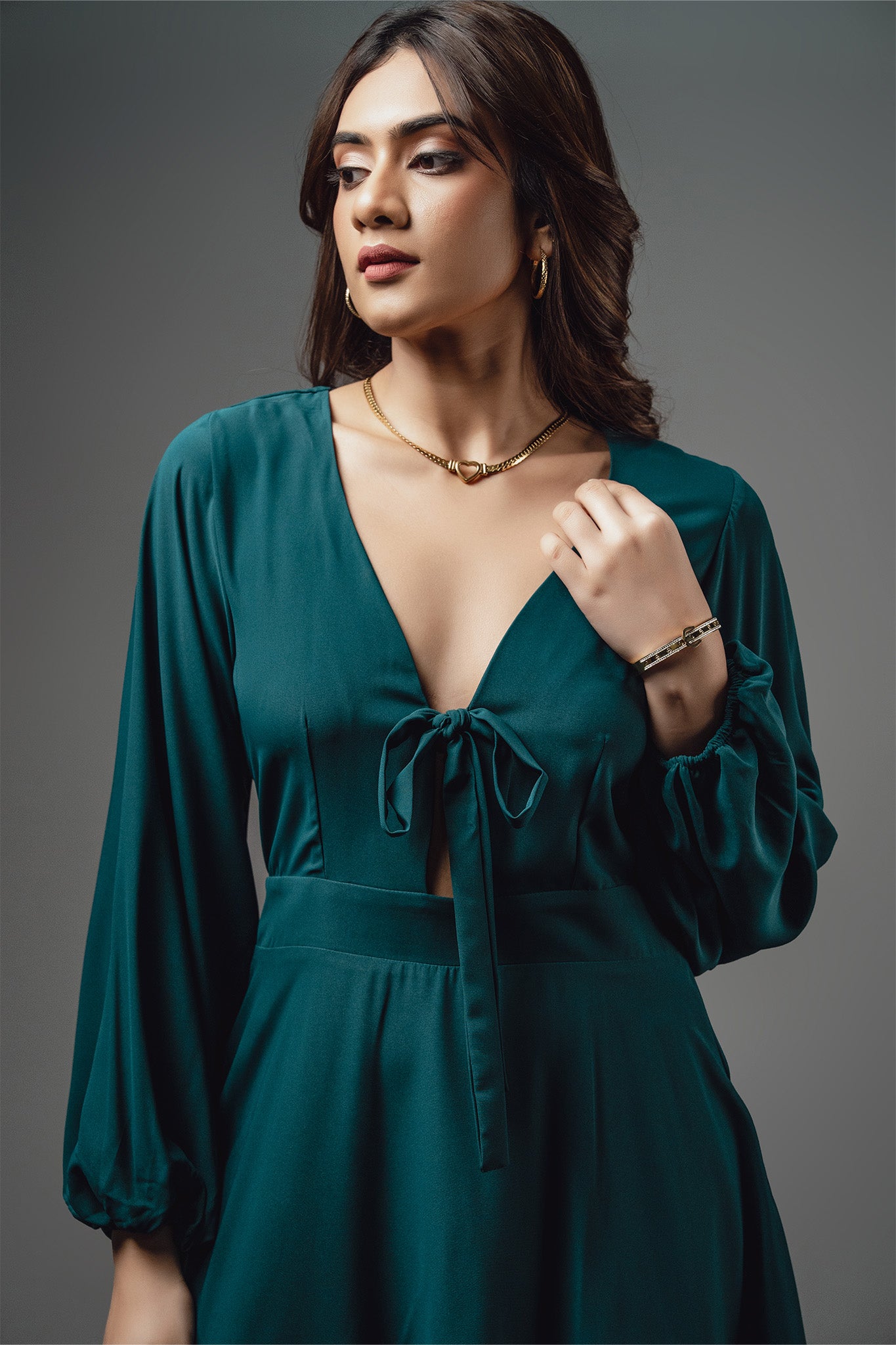 D083 | Regal Knot Dress