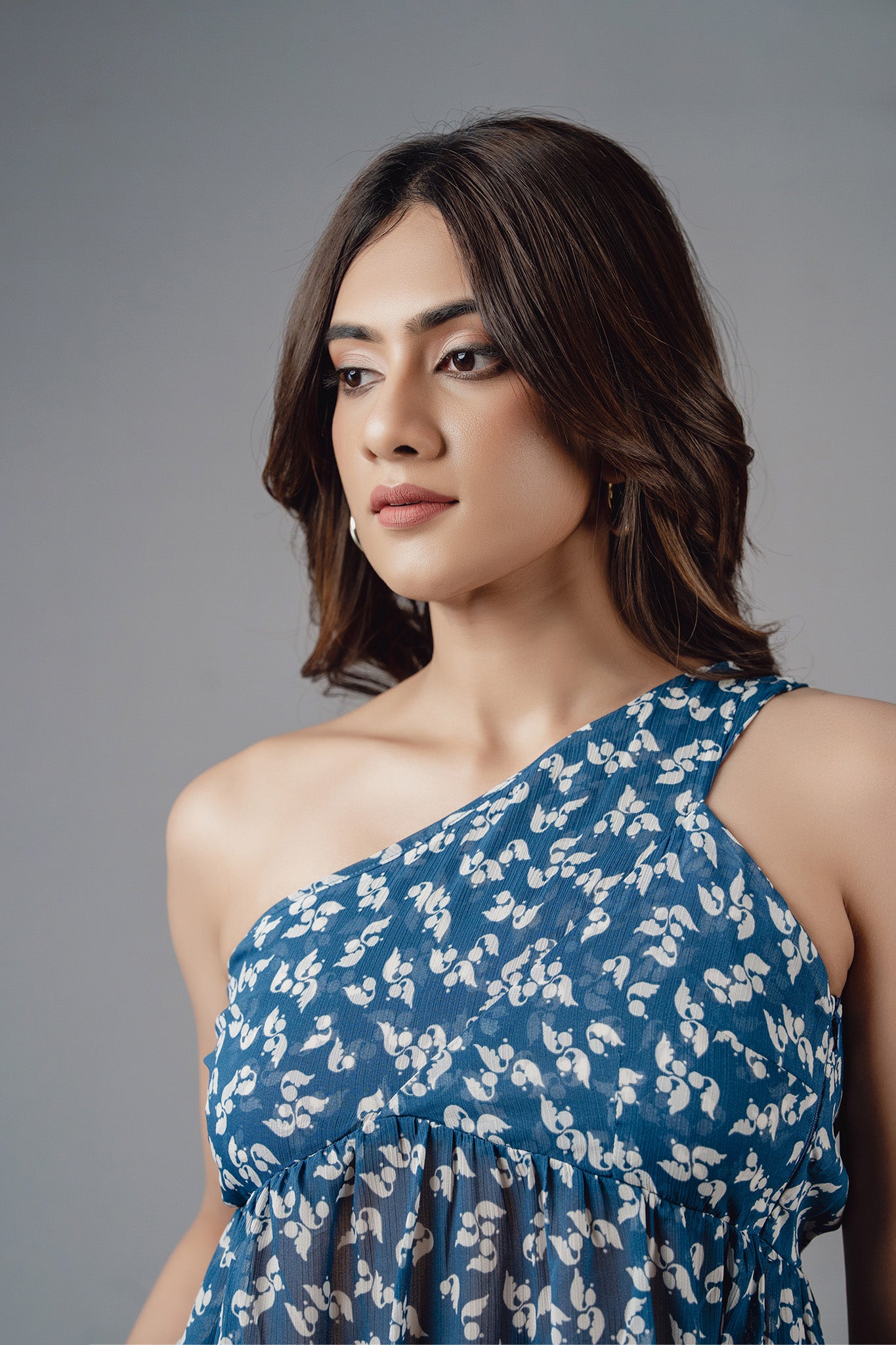 T233 | Sunlit Meadow Top