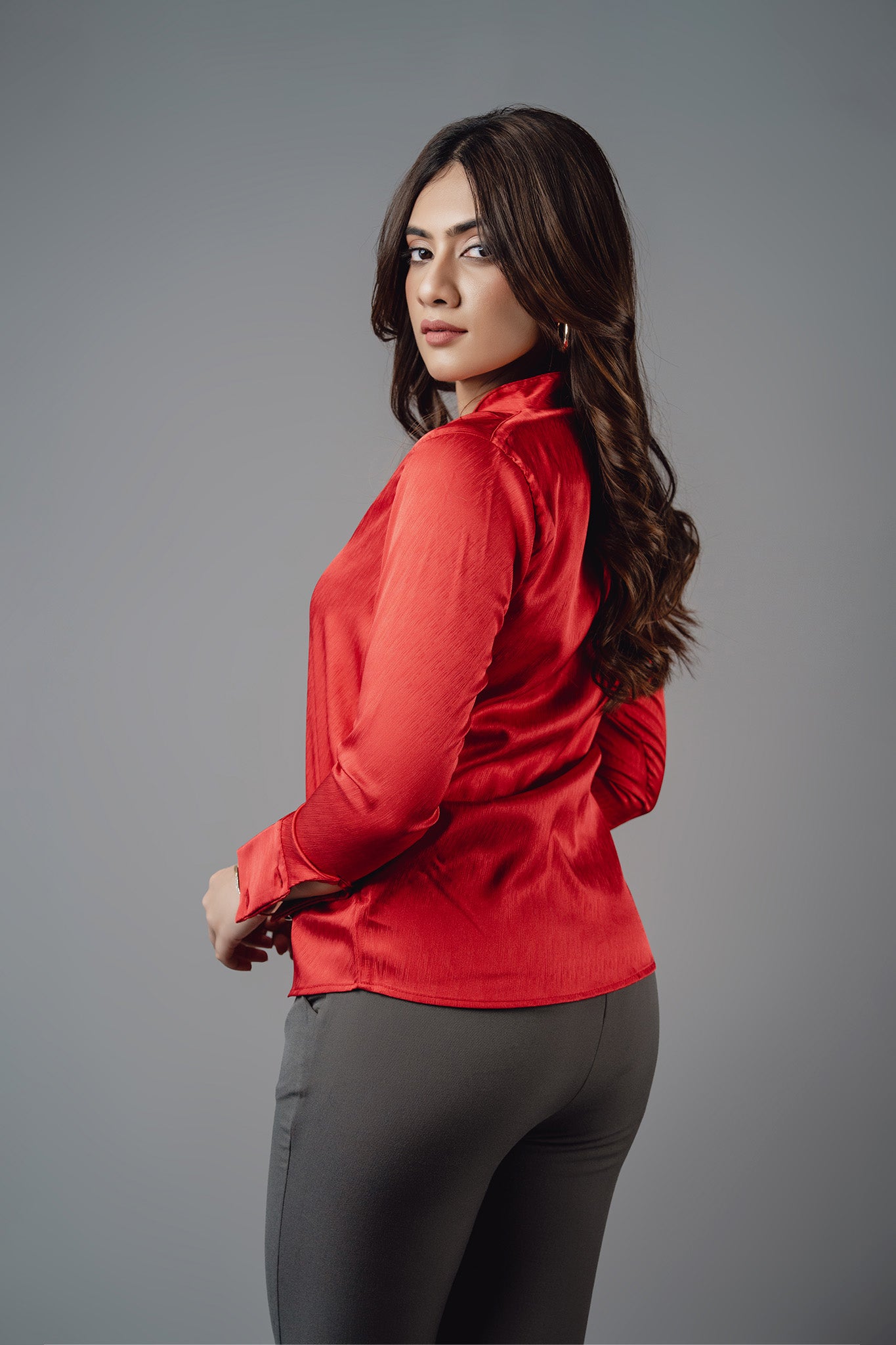 S070 | Shoulder Pleat Shirt