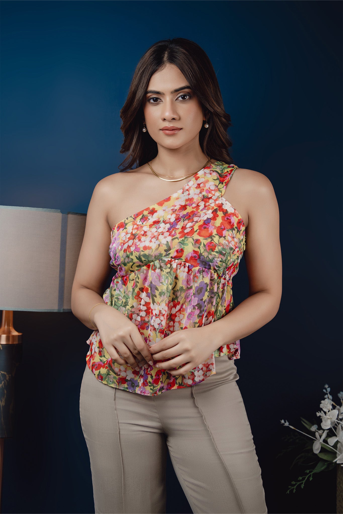 T233 | Sunlit Meadow Top