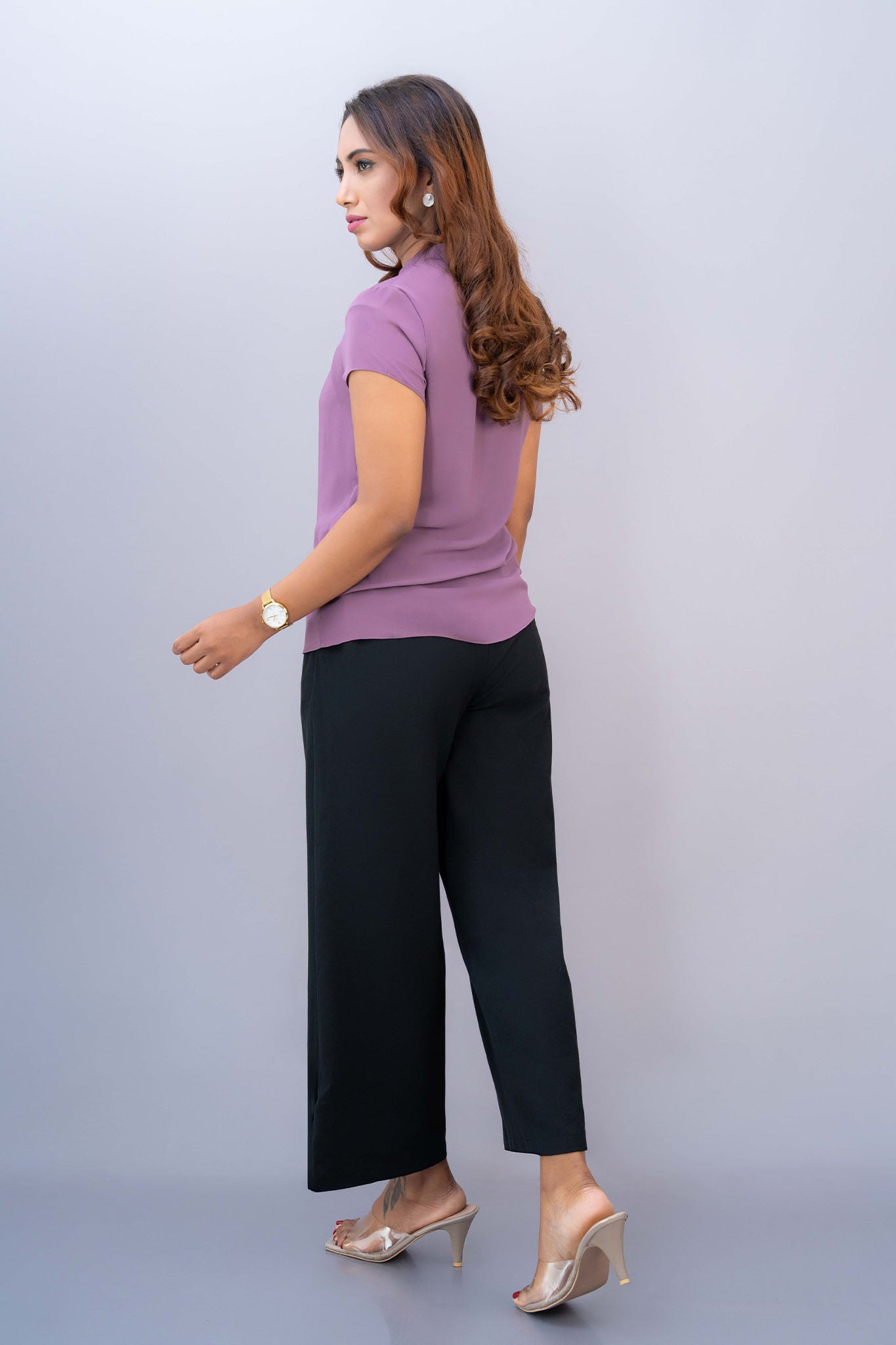 S060 | Modern Muse Shirt