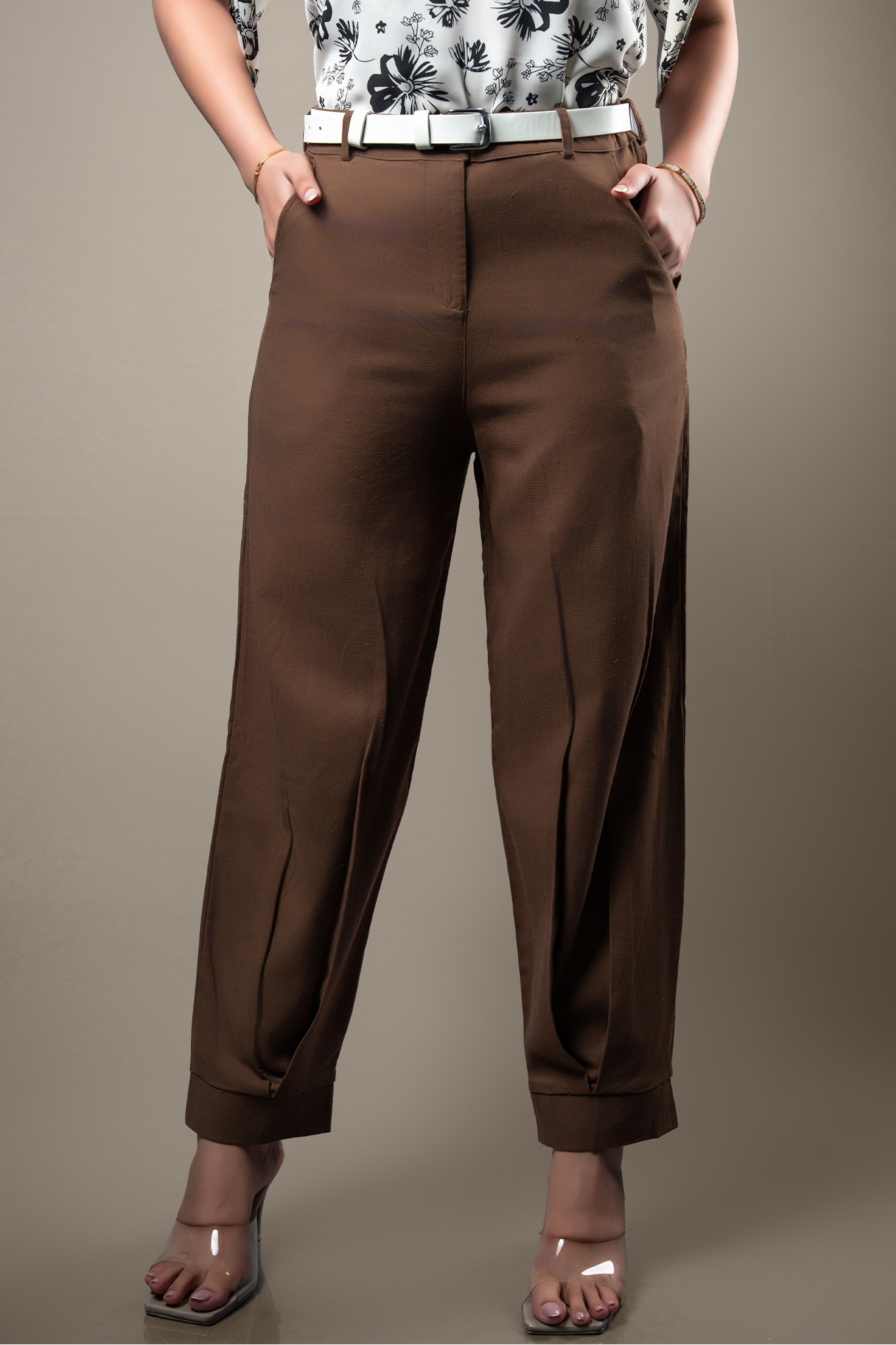 P021 | Bottom Pleated Linen Pant