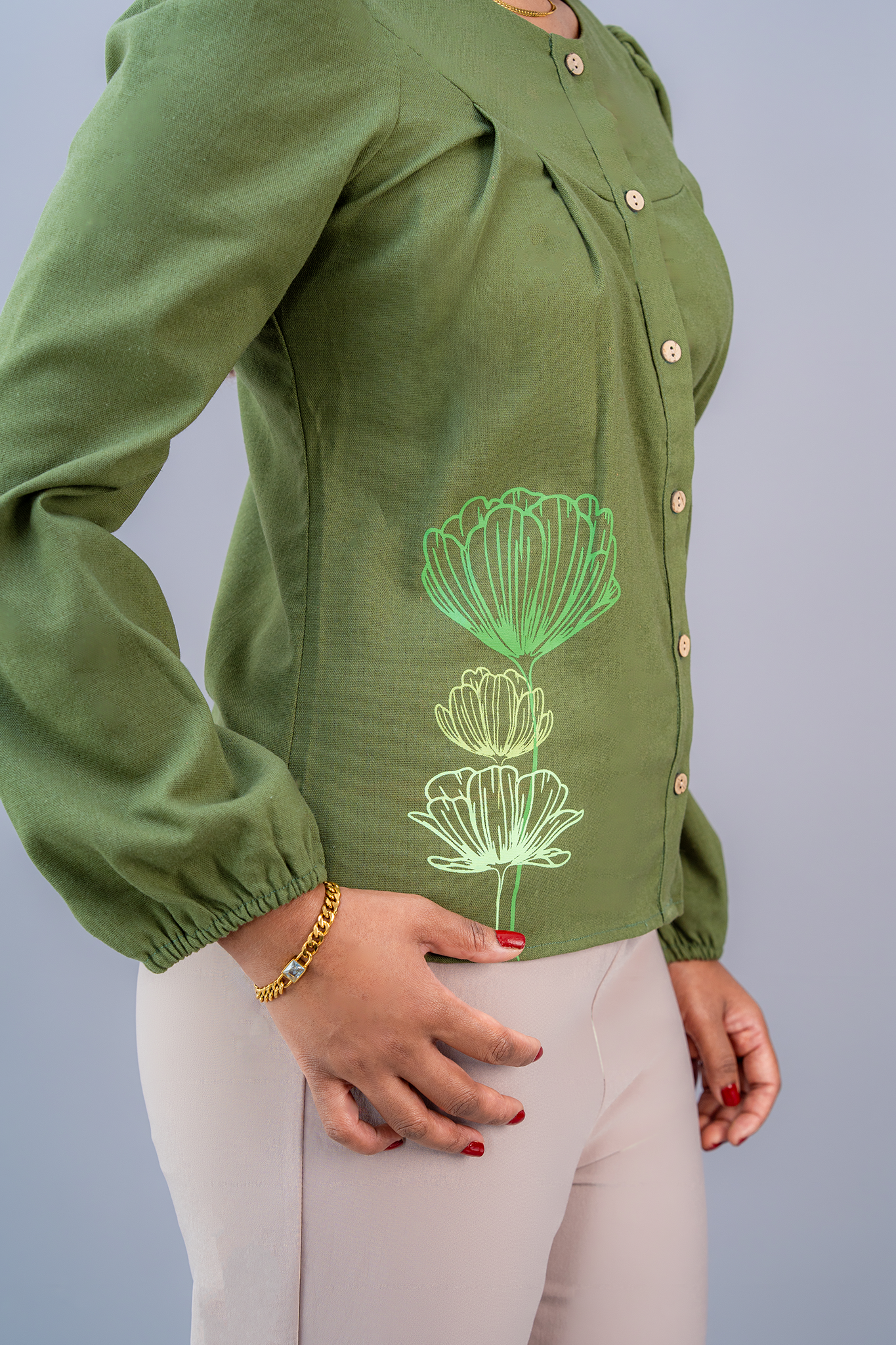 T200 | Leo Printed Shirt Top