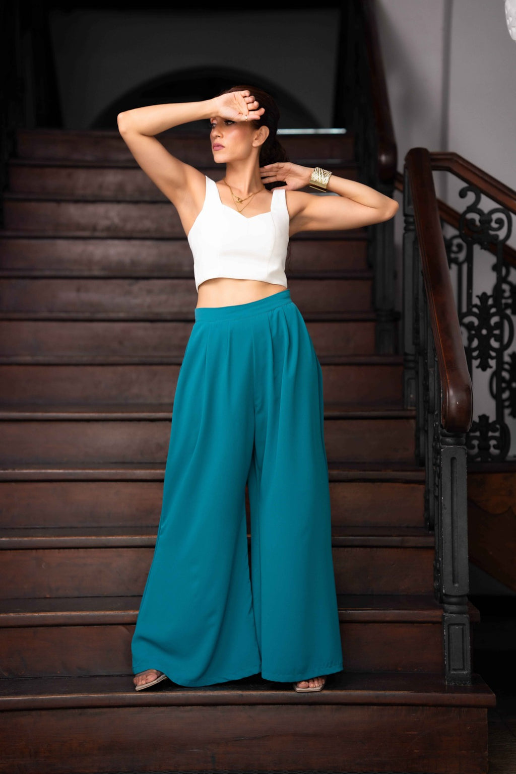 P029 | Pleated Flared Pant
